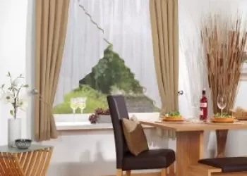 Záclonové kolejničky